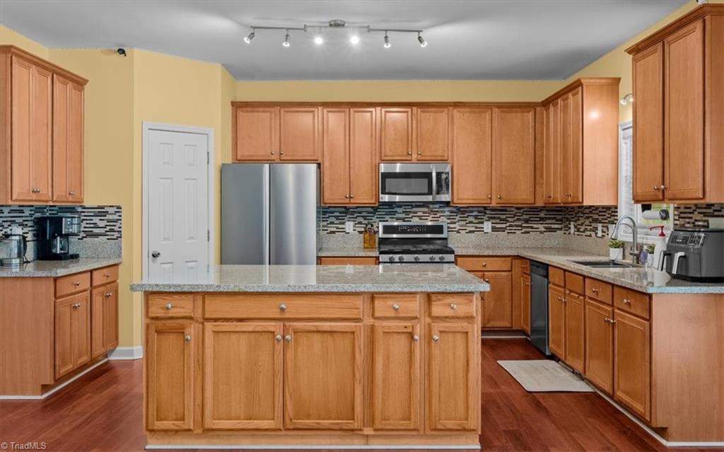 main property photo 47