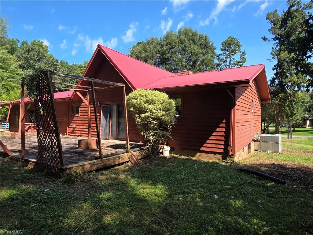 main property photo 4