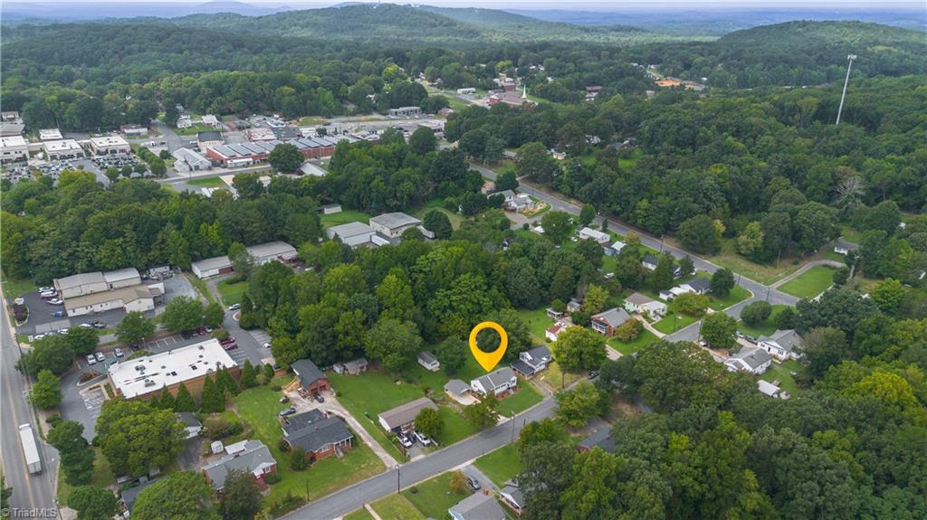 main property photo 32