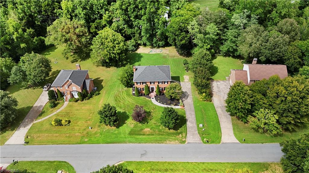 main property photo 40