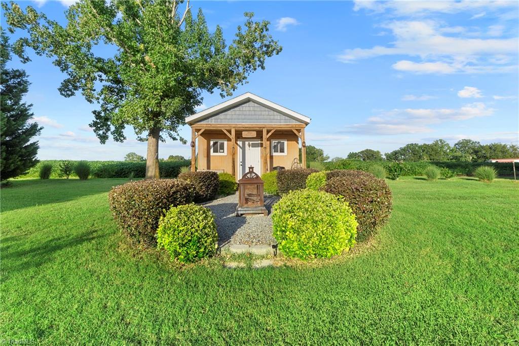 main property photo 24