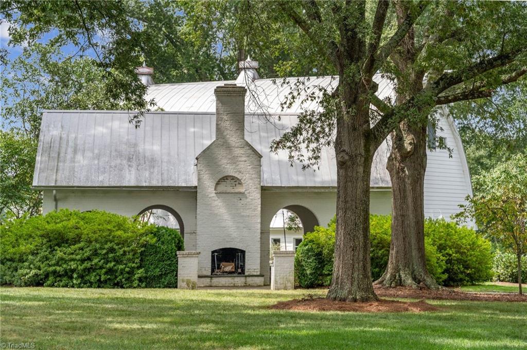 main property photo 42