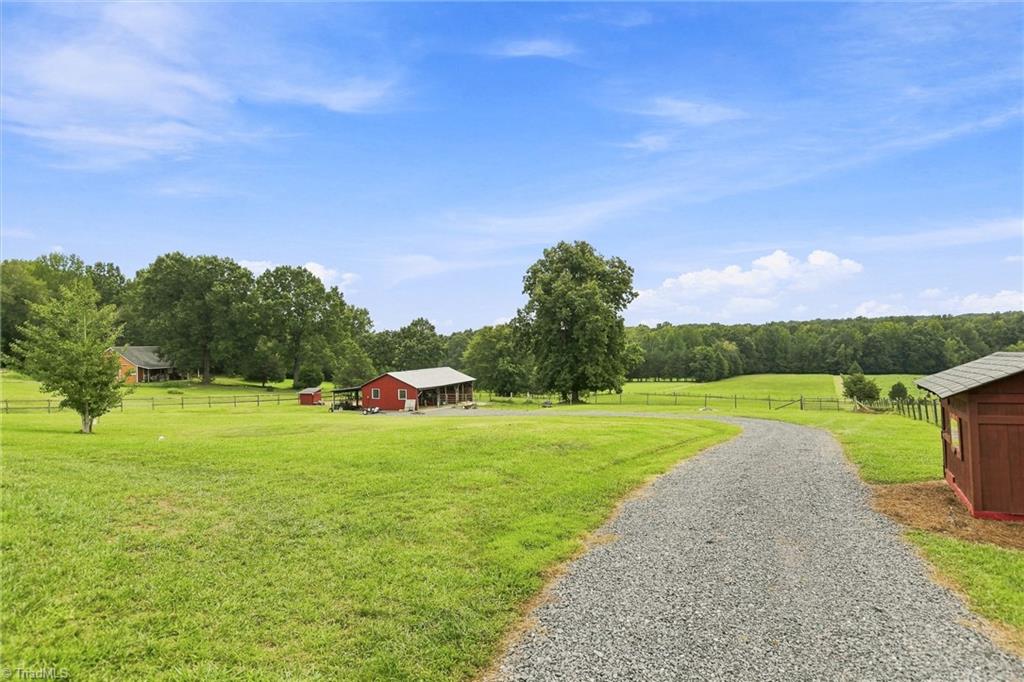 main property photo 6