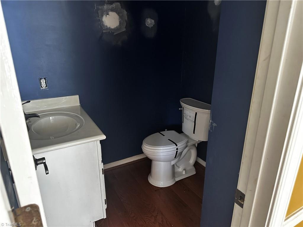 main property photo 7