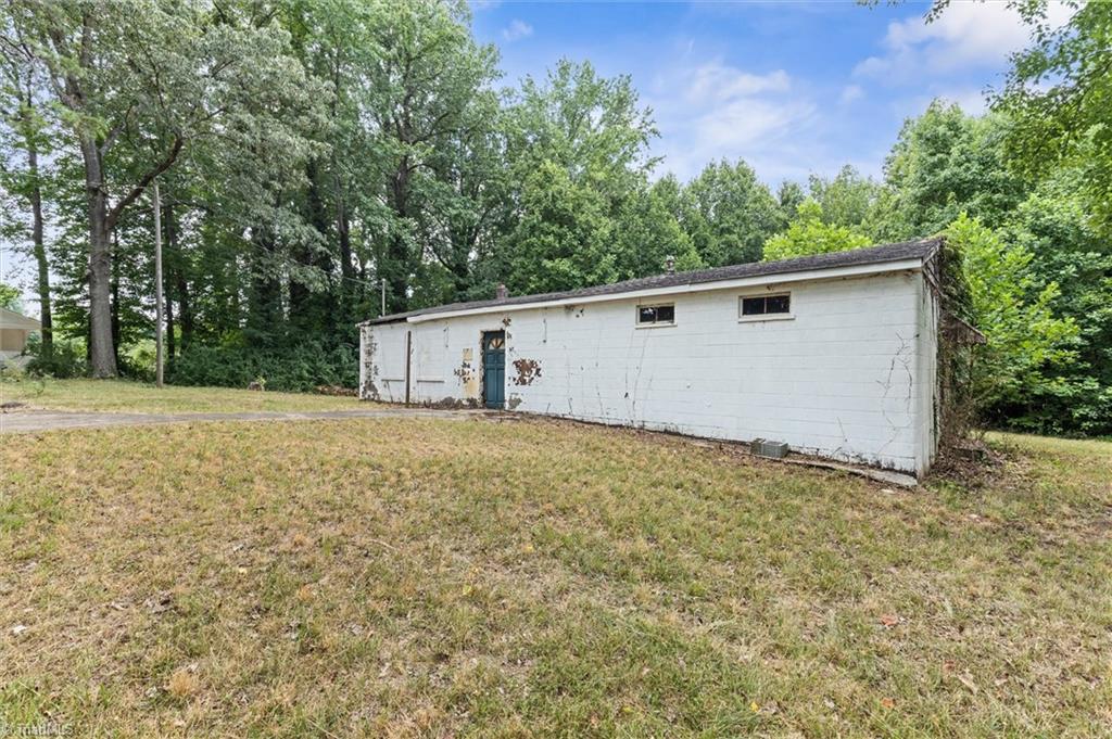 main property photo 34