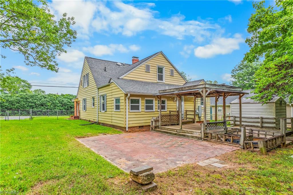 main property photo 23