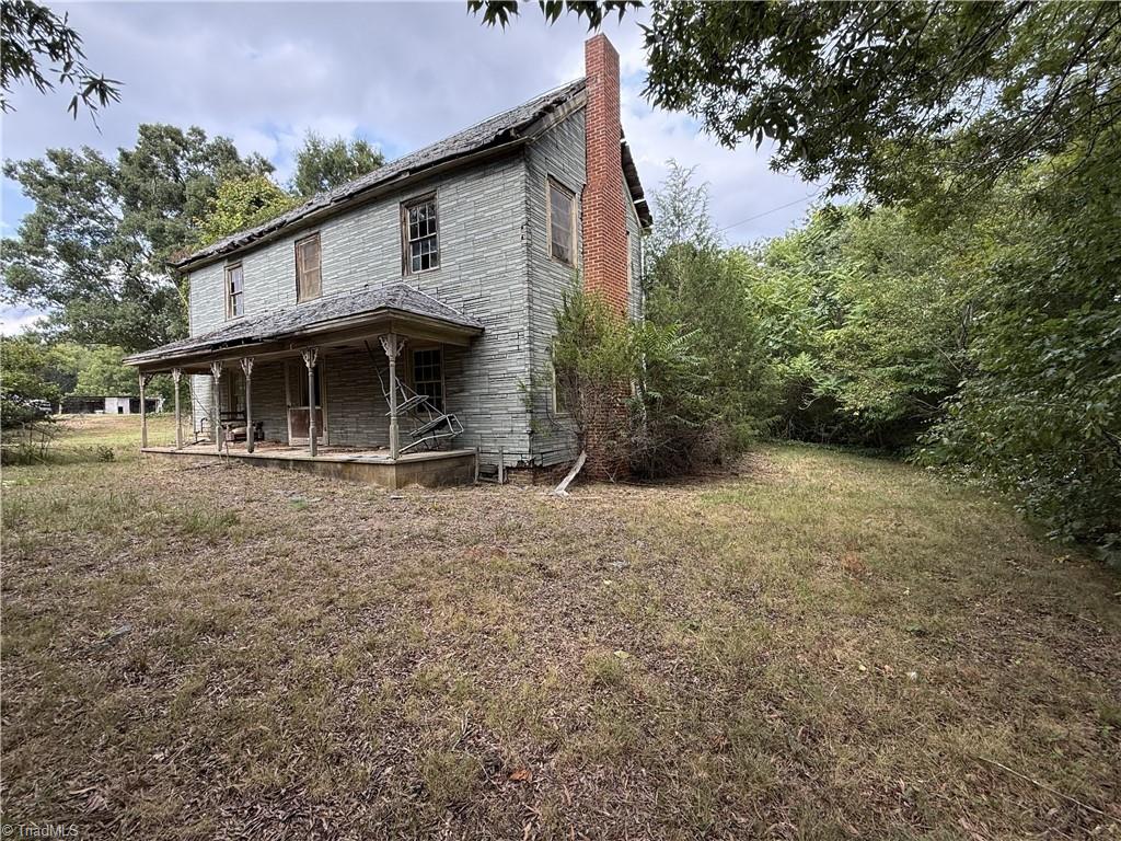 main property photo 16