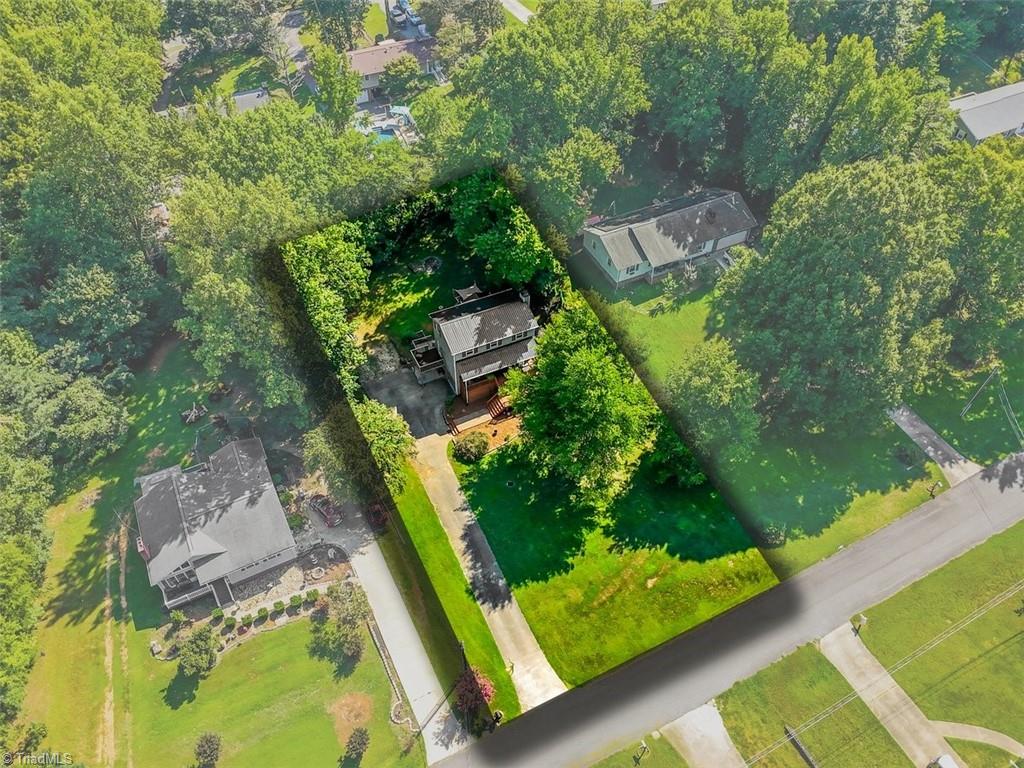 main property photo 33
