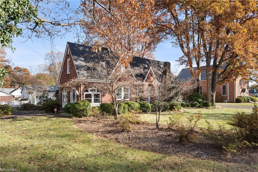 main property photo 2