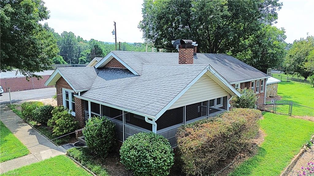 main property photo 41