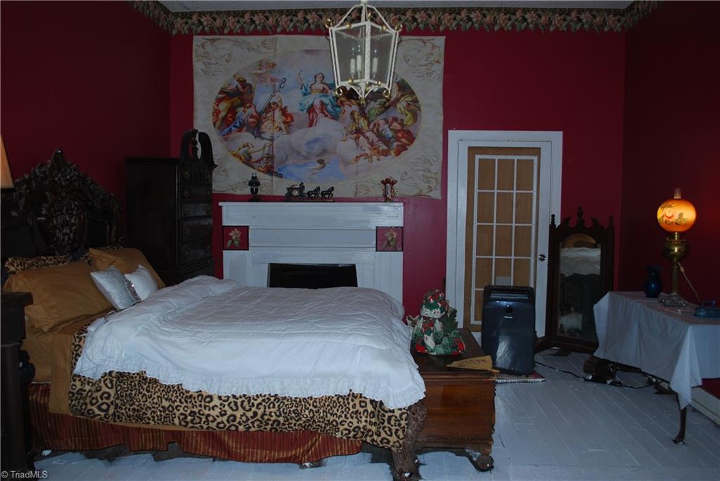main property photo 12