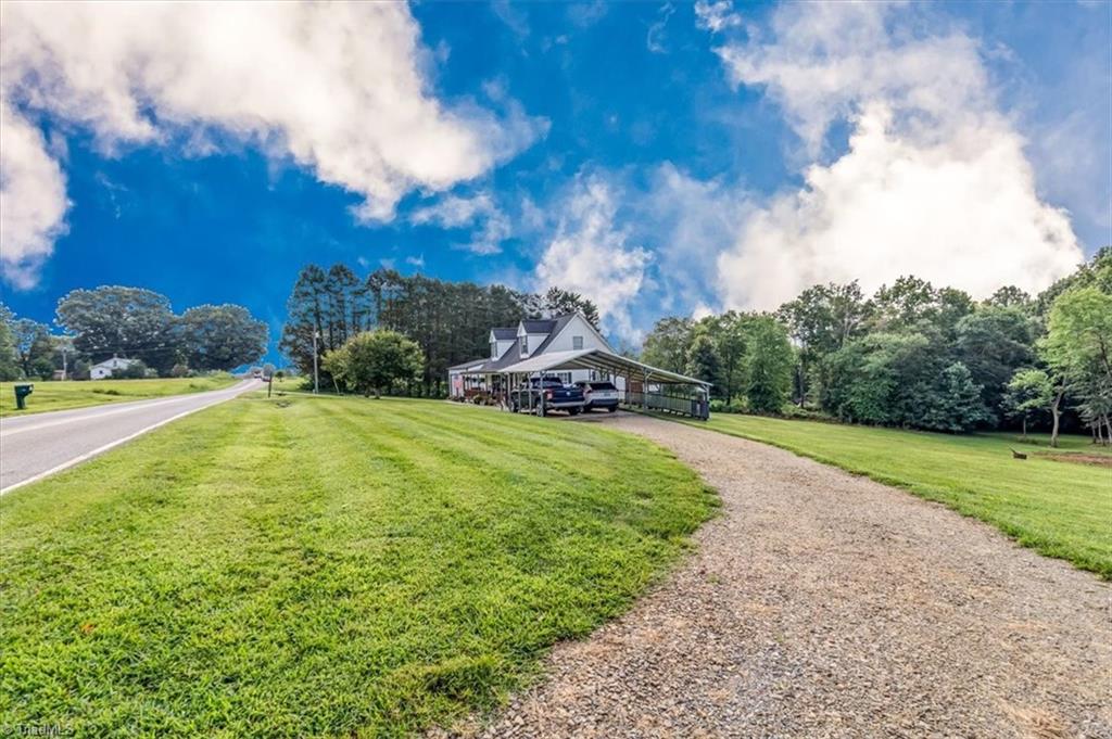 main property photo 8