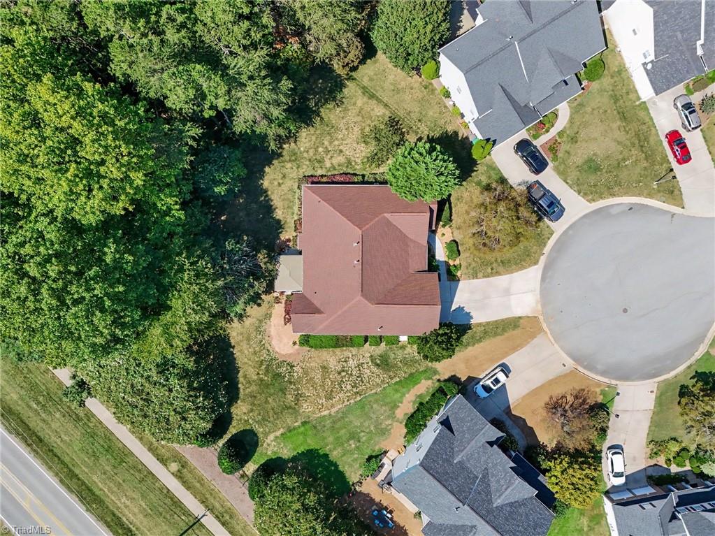 main property photo 41