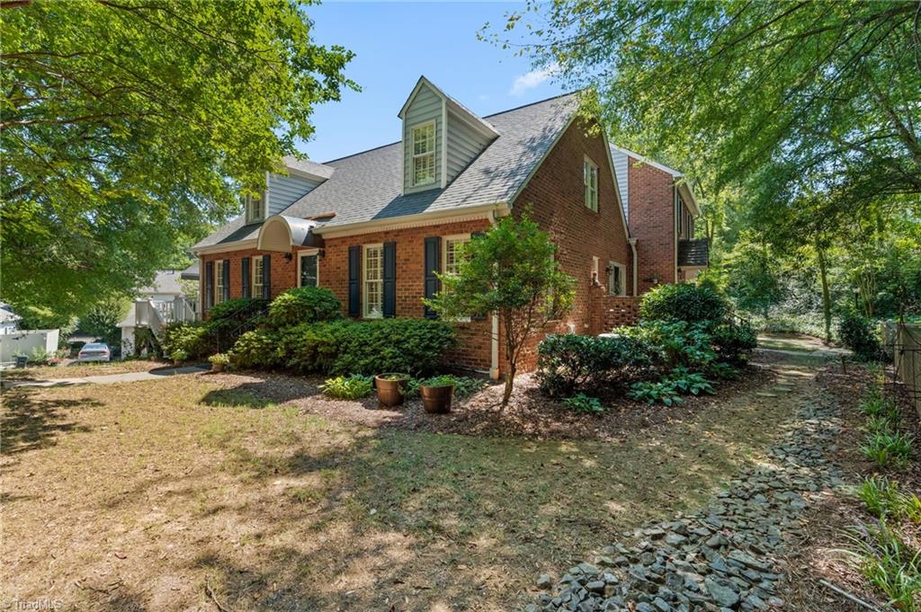 main property photo 41