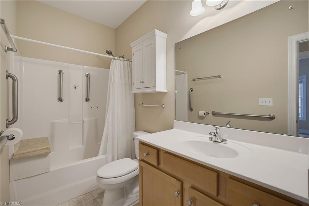 main property photo 24
