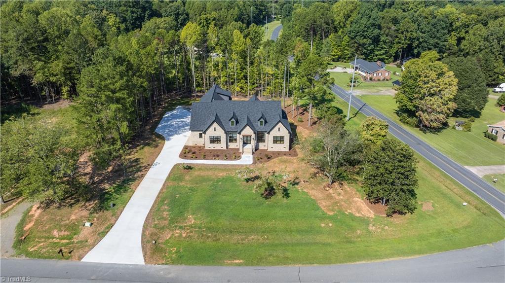 main property photo 45