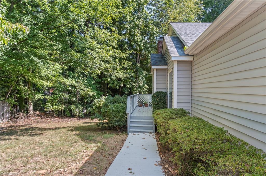 main property photo 22
