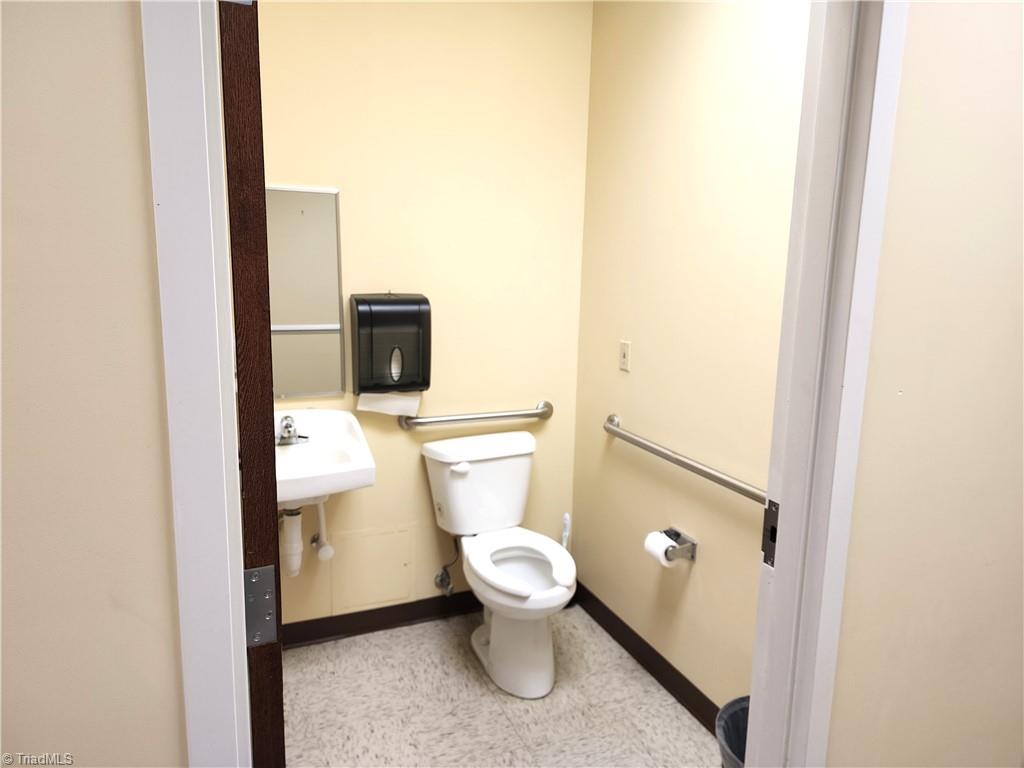 main property photo 19