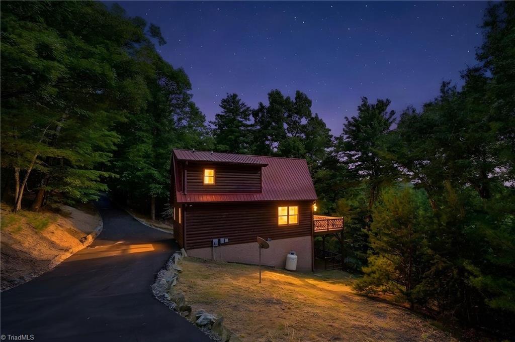 main property photo 37