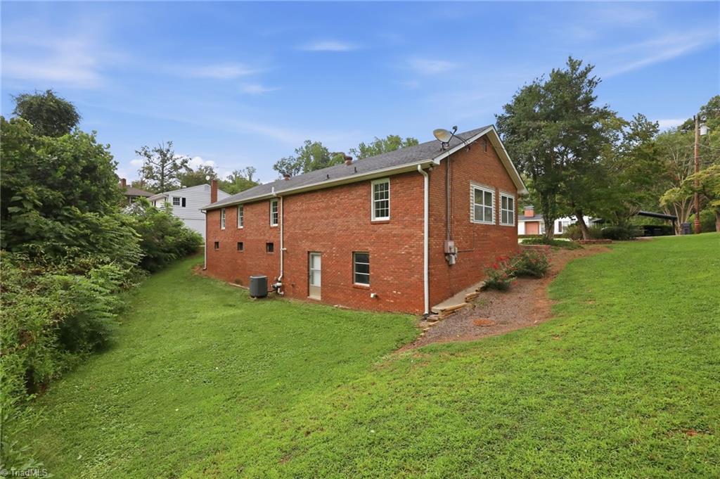main property photo 44