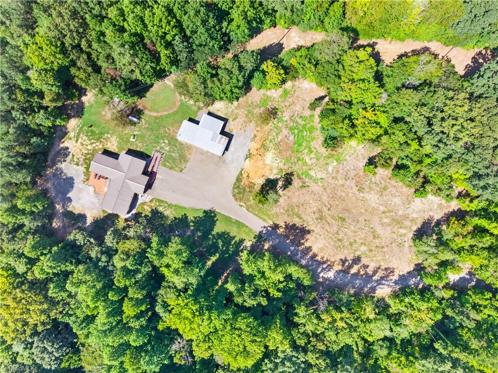 main property photo 34