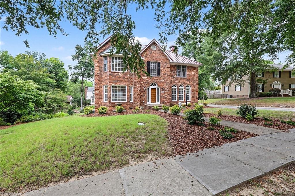 main property photo 2