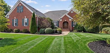 image of property with 3 Bed | 2 Bath | 2,502 Sqft