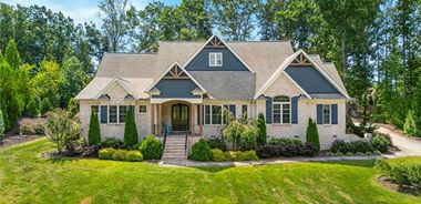 image of property with 4 Bed | 4 Bath | 4,054 Sqft