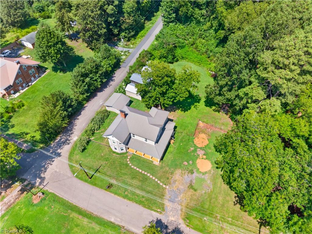 main property photo 41