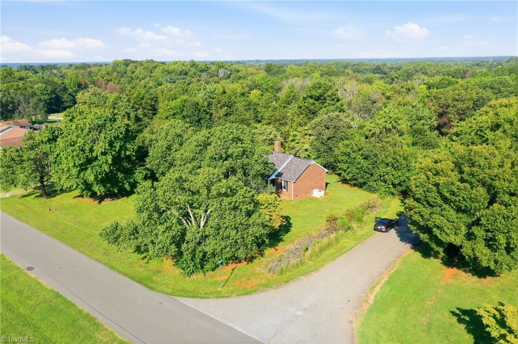 main property photo 30