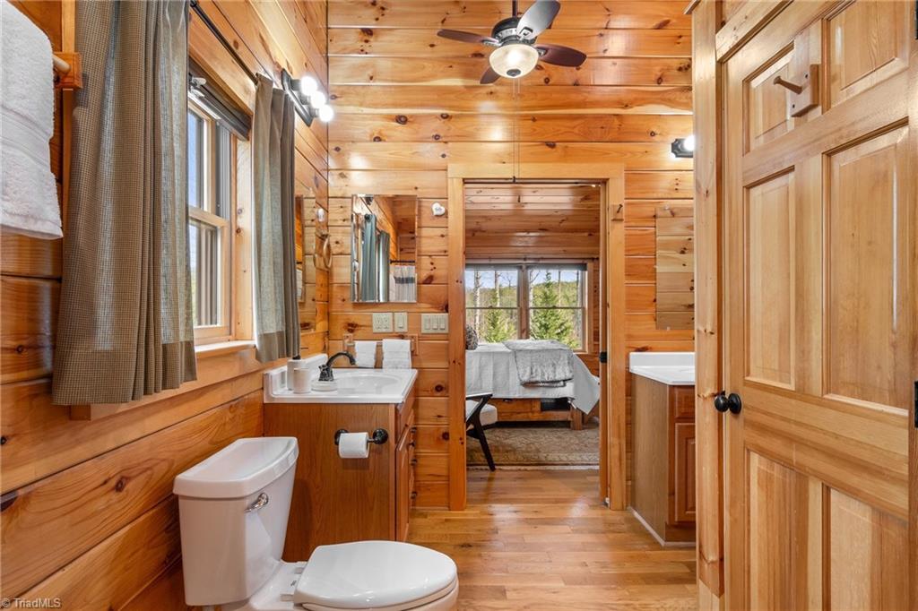 main property photo 15