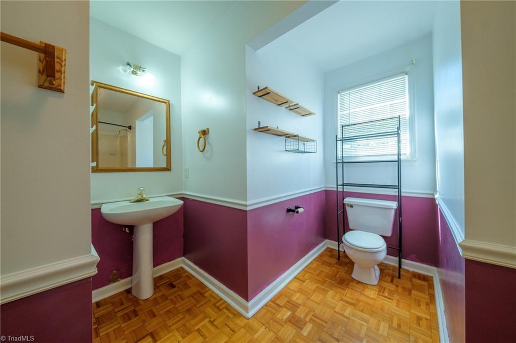 main property photo 31