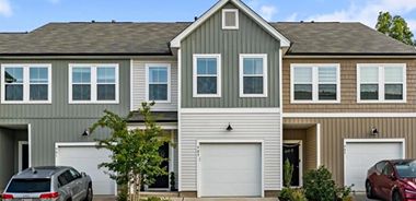image of property with 3 Bed | 2 Bath | 1,831 Sqft