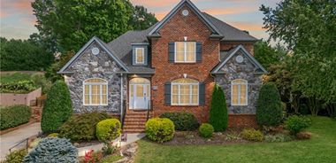 image of property with 4 Bed | 4 Bath | 3,813 Sqft