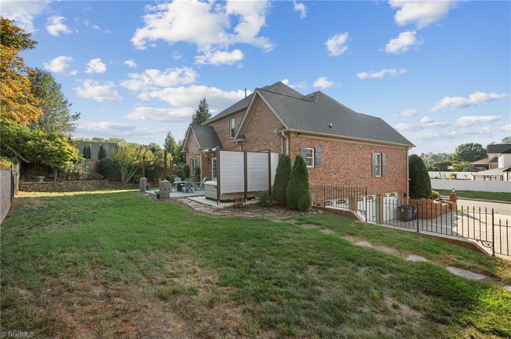 main property photo 46