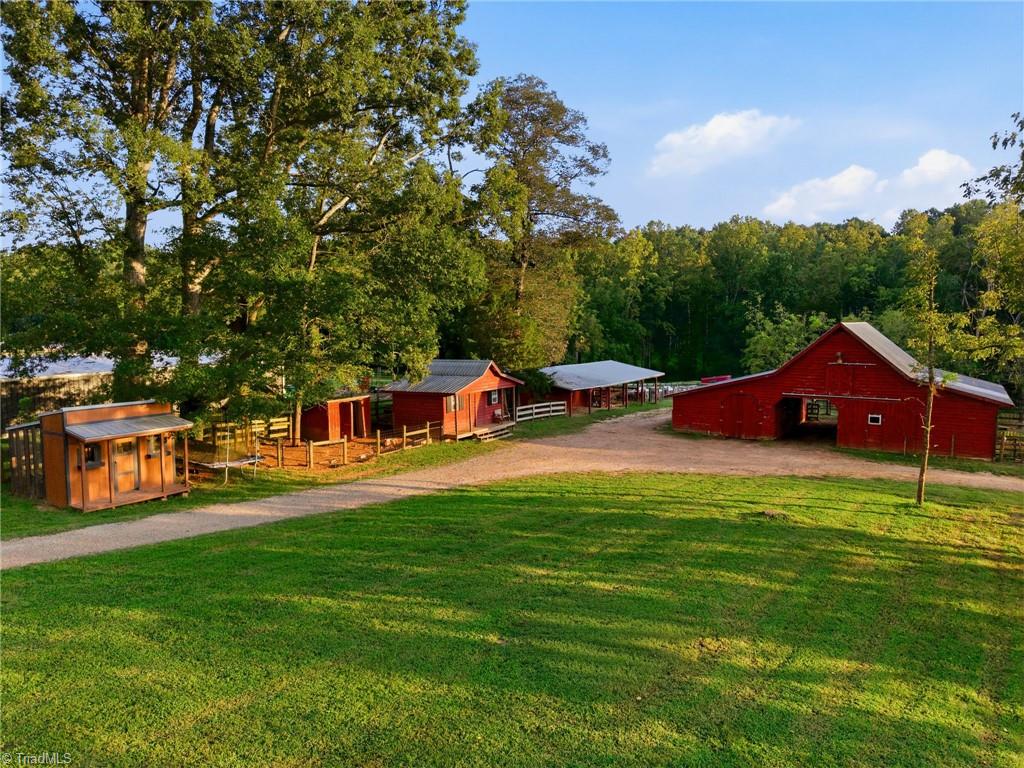 main property photo 39