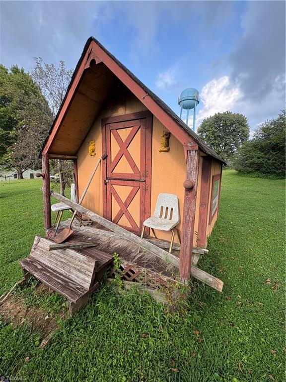 main property photo 16