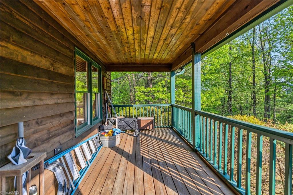 main property photo 40