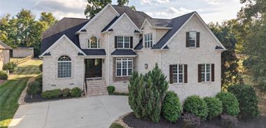 image of property with 3 Bed | 3 Bath | 3,303 Sqft