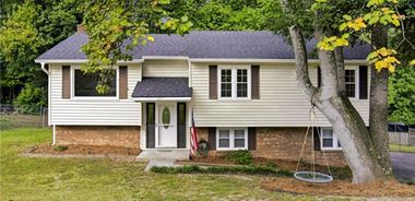 image of property with 3 Bed | 2 Bath | 1,715 Sqft