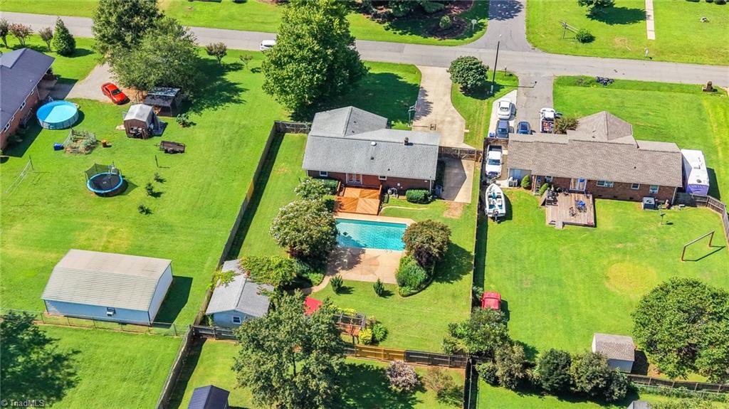 main property photo 49