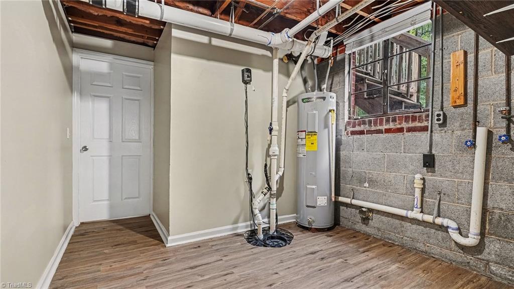 main property photo 16