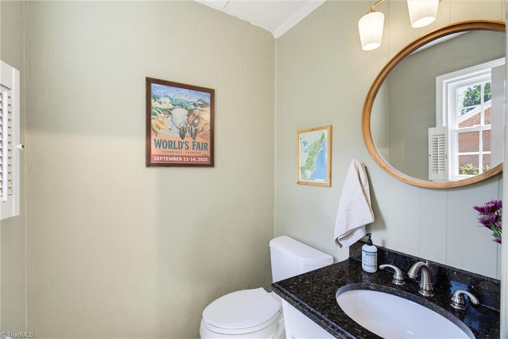 main property photo 24