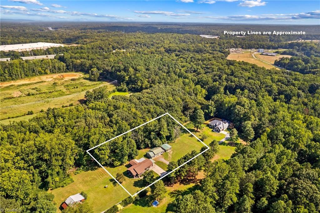 main property photo 3