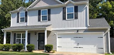image of property with 4 Bed | 2 Bath | 1,605 Sqft