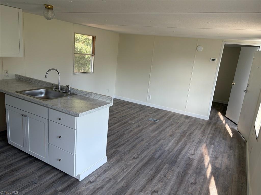 property viewer photo 7