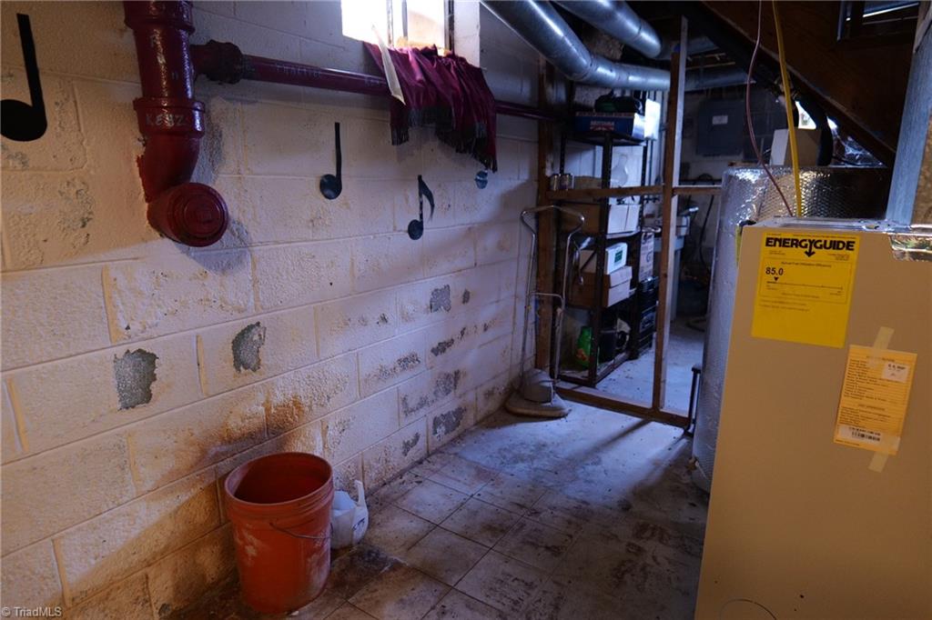 main property photo 27
