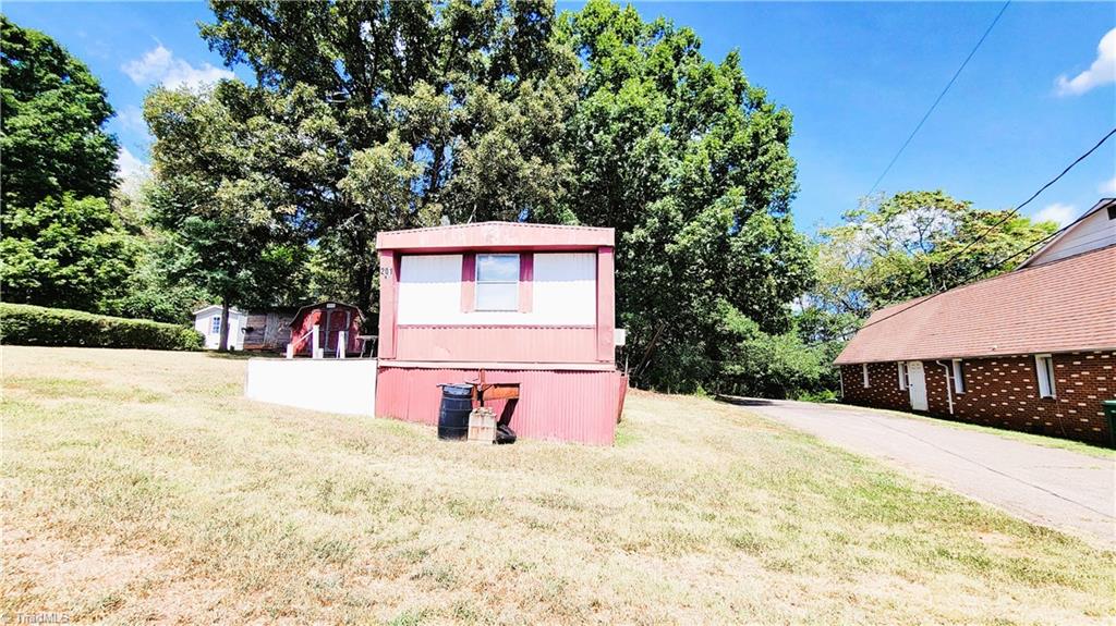main property photo 36