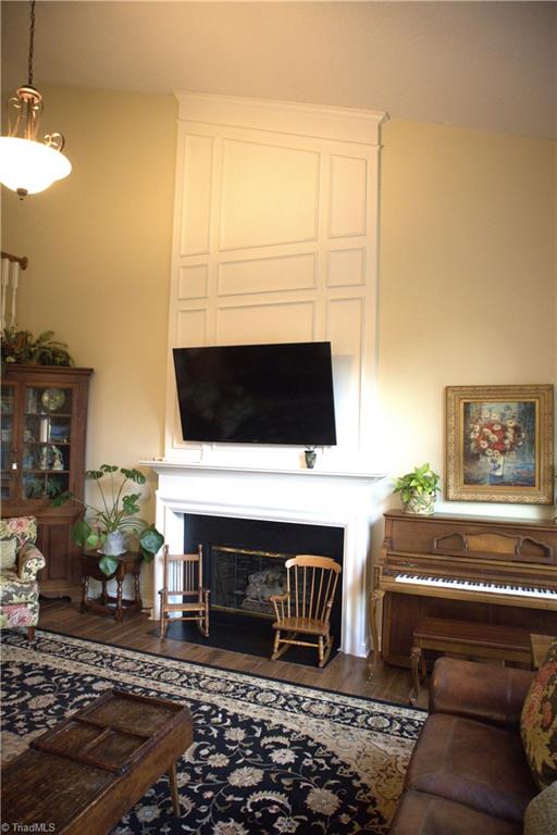 main property photo 17
