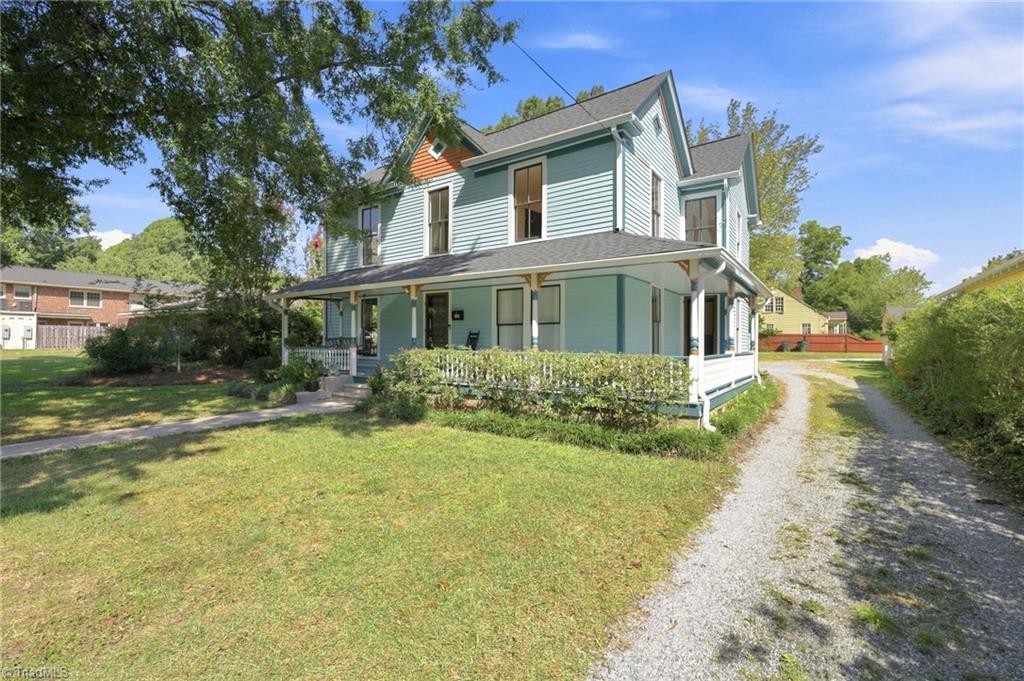 main property photo 3